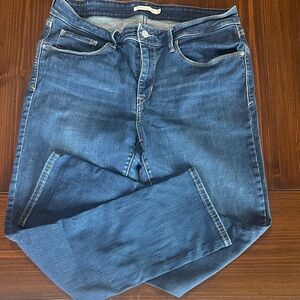 Levi's Women's Skinny Jeans - Medium Blue Denim